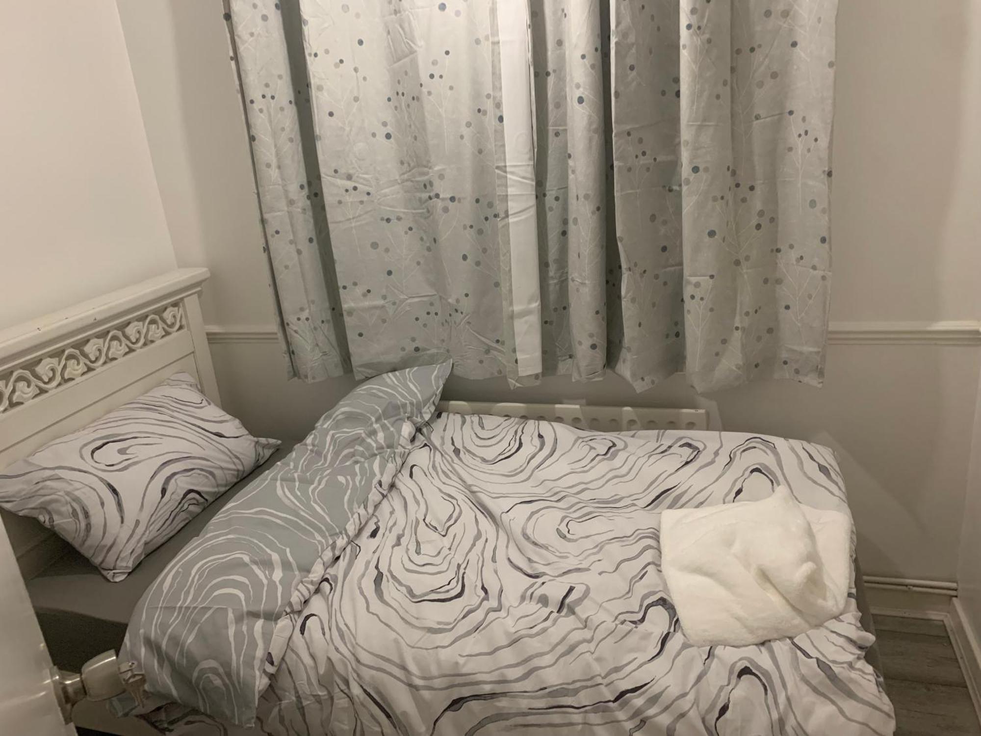 At Apex House Single Room Horndon-on-the-Hill Exteriör bild